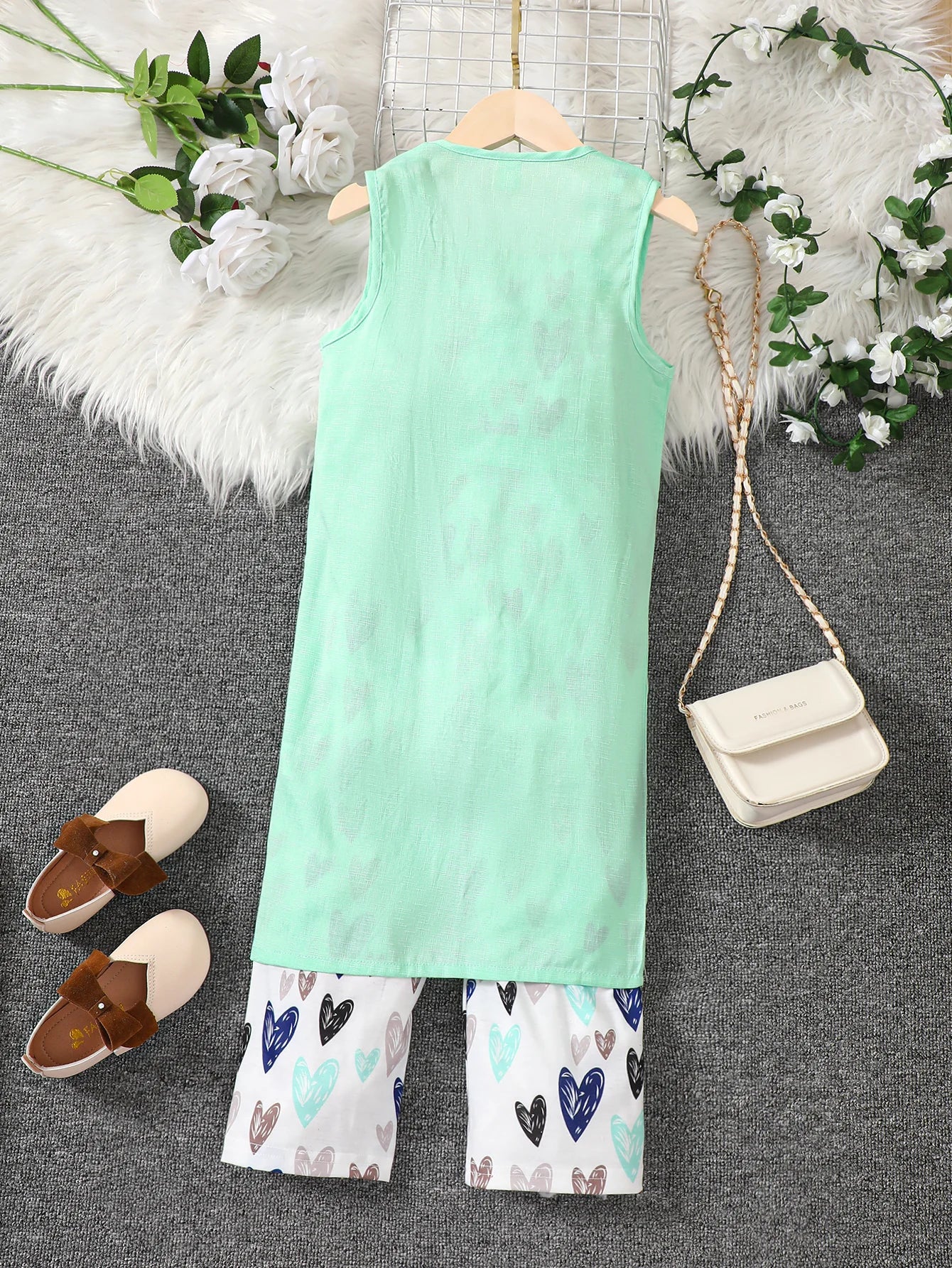 2PC Sleeveless Heart-Printed Jumpsuit