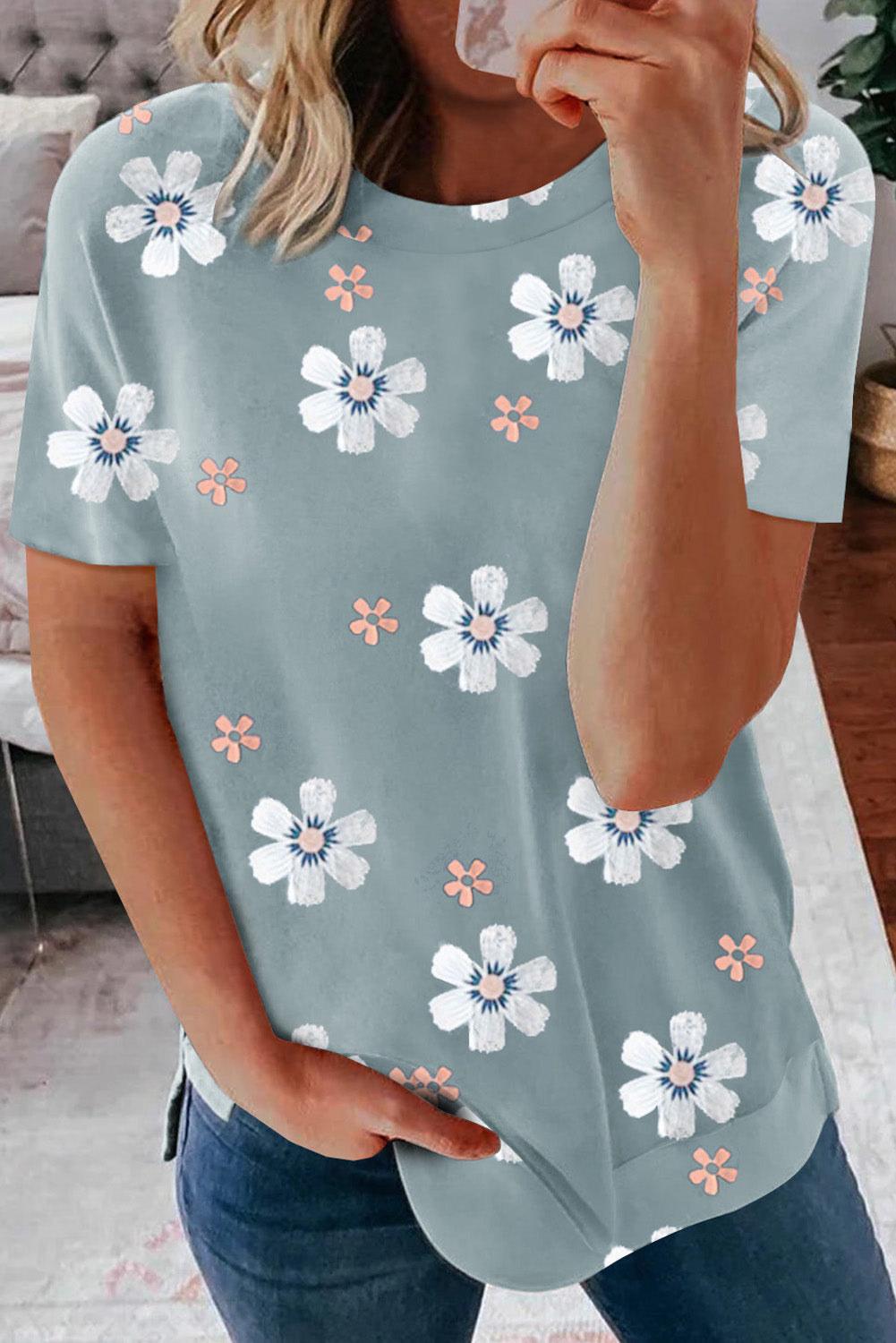 Gray Floral Pattern T-shirt