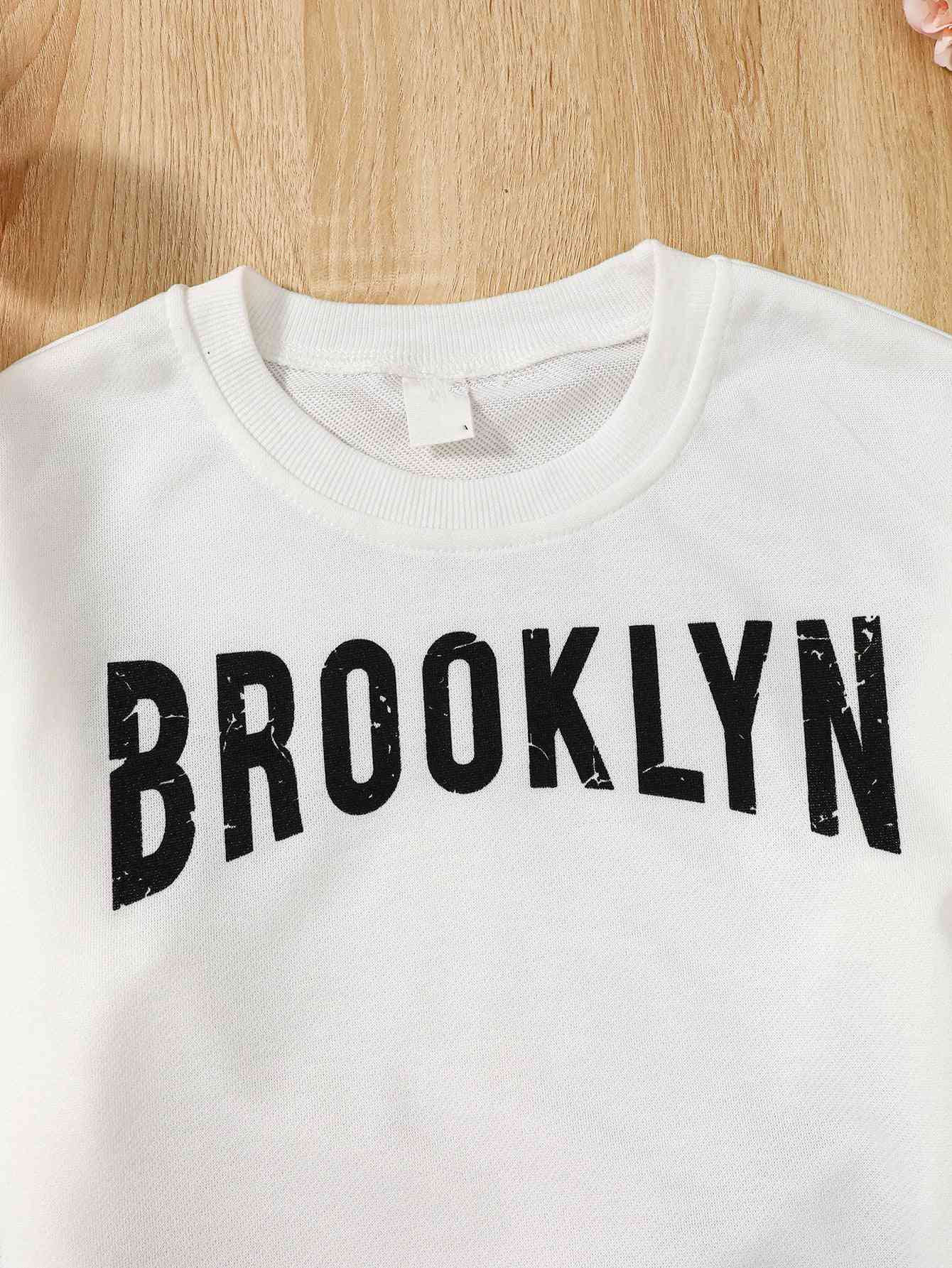 BROOKLYN Sweatshirt and Joggers Set