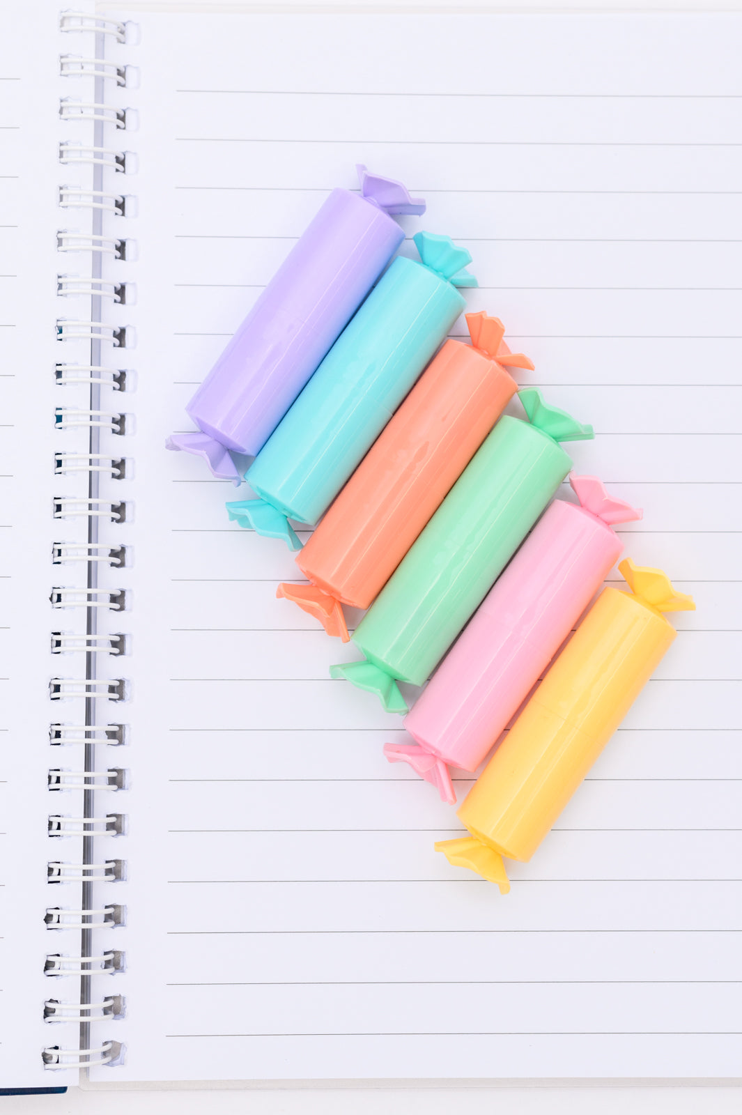 6 Candy Shaped, Pastel Colored Highlighters