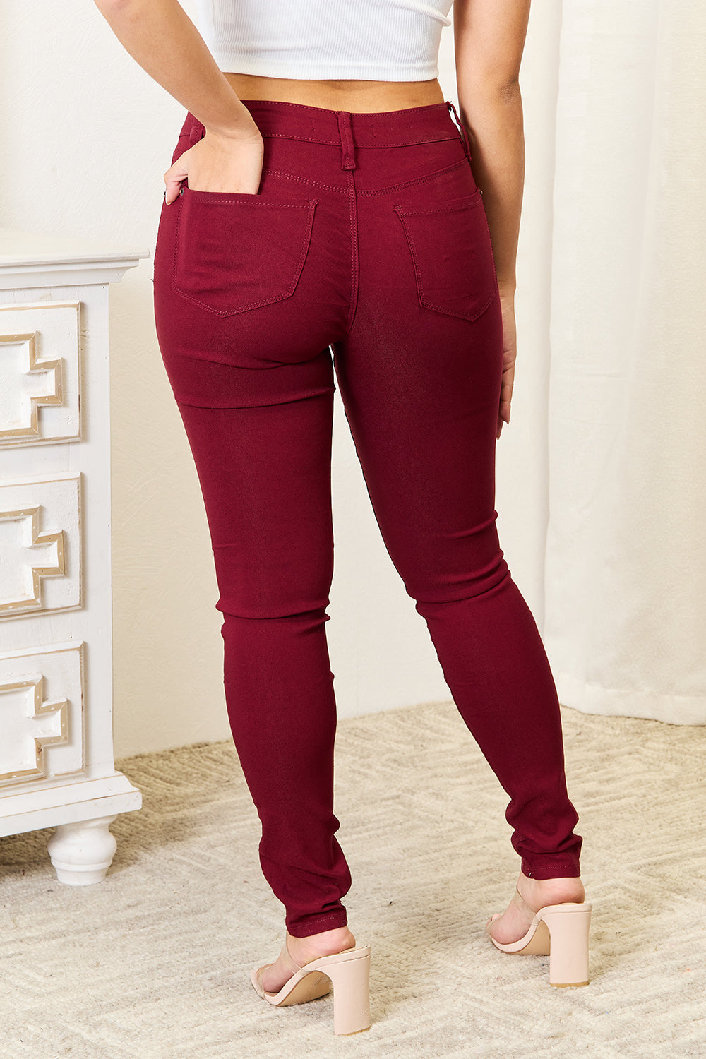 Skinny Jeans with Pockets - Back view